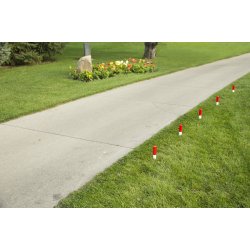 Vejvisning, markeringsple med farvet top (Directional stakes)